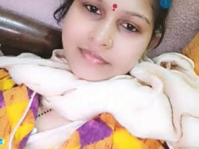 Indian bhabhi's livecam sex with a horny lover