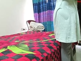 Indian college student gets naughty with her lover in a steamy video