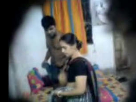 Bhabhi's quick afternoon hookup caught on camera