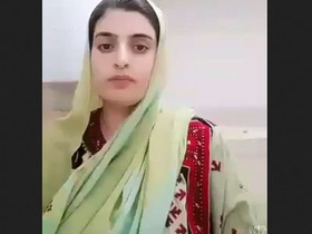 Cute bhabhi from PK gets naughty