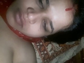 Horny Bengali bhabhi pushes her boobs to the limit